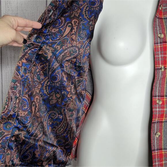 Sundance Wool Blend Button Up Shacket with Lace Panel, size 6 - Picture 4 of 7